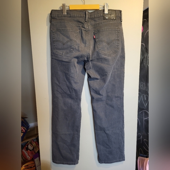 Levi's Men's Classic Gray Straight Jeans, Size 34 X 30 (* Please See Notes) - Picture 3 of 8